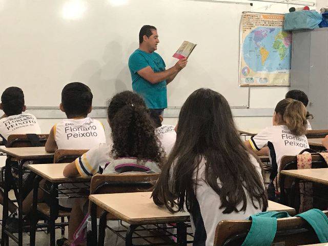 Para incentivar a leitura e escrita, projeto de escola pública incentiva alunos a partir de experiências no mundo real em Cerejeiras