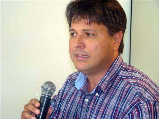 COM EXPEDITO CASSADO, MELKI QUER SER DIPLOMADO