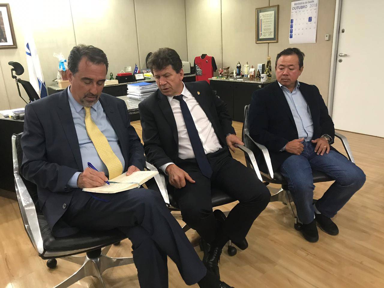 Em Brasília, prefeito se reúne com deputado, senadores, ministro e garante R$ 10 milhões para Saúde de Vilhena