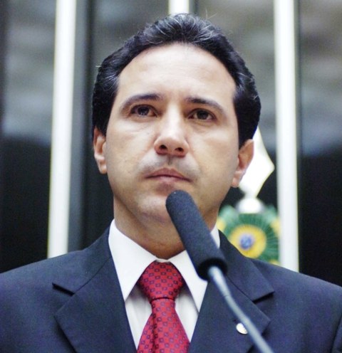 NATAN COMPLETA 44 ANOS HOJE; COMEMORAÇÃO É “NA ESTRADA”