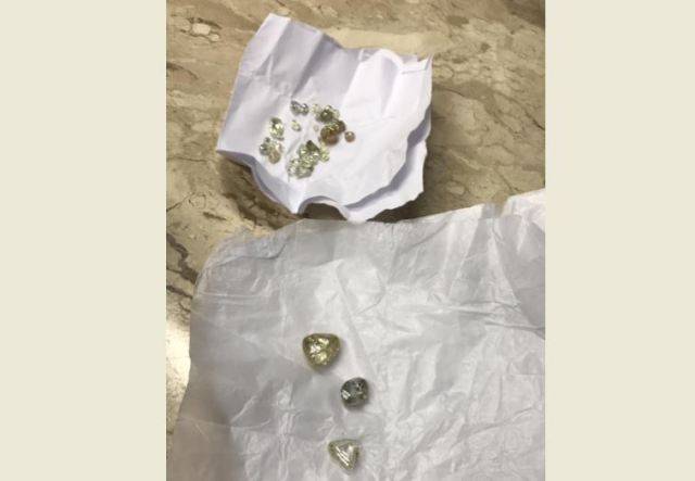 Em cidade de Rondônia onde aconteceu massacre de garimpeiros, PF  prende autônomo com 42 diamantes