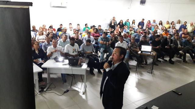 Com dívida de R$ 80 milhões junto à Eletrobrás, prefeito propõe “medidas amargas” sobre IPTU e iluminação em Vilhena