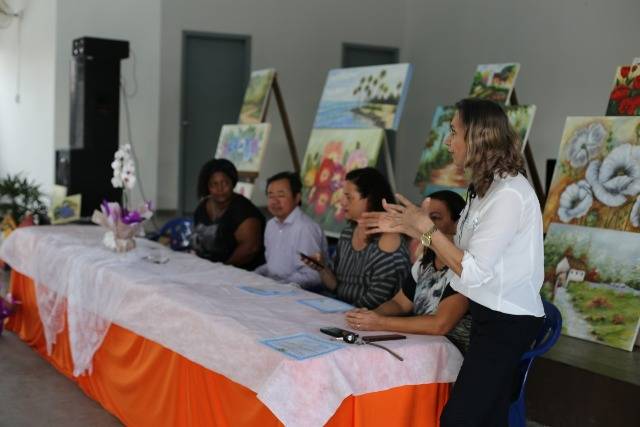 Vilhenenses expõem obras de arte na Itália e recebem certificado da embaixada de Roma