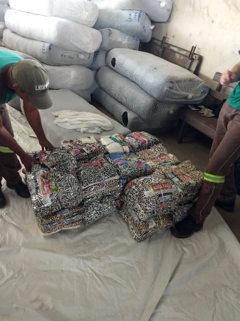 Em Vilhena, auditores fiscais apreendem carregamento de enxovais avaliado em mais de R$ 200 mil