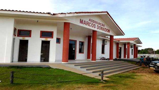 Em Vilhena, bandidos quebram janelas da Associação Marcos Donadon e levam computador que era usado para os registros de exames feitos na entidade