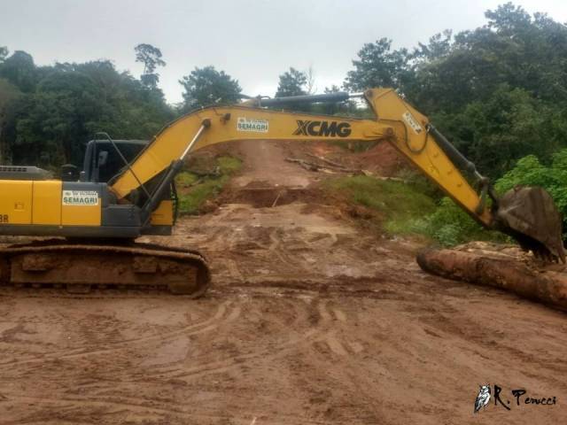 Com construção de ponte de madeira sobre o Igarapé Pires de Sá, Linha 135 deve ser liberada nos próximos dias