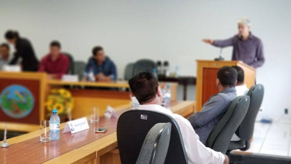 Prefeito de Colorado se afasta para tratamento de saúde e vice assume a prefeitura