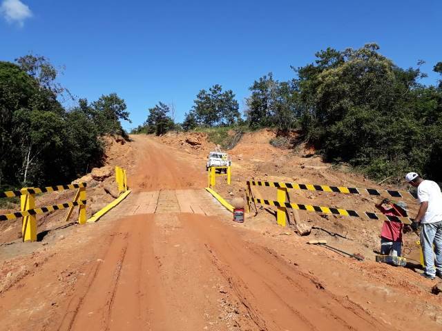 Ponte sobre o igarapé Pires de Sá na Linha 135 é concluída e acesso a setor chacareiro é liberado