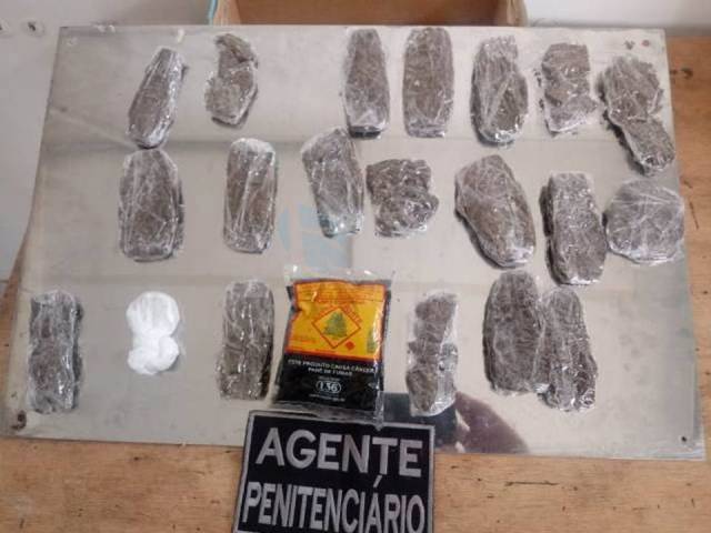 Mesmo com scanner parado e raio-X estragado, mulher é presa tentando entrar com drogas em presídio de Vilhena