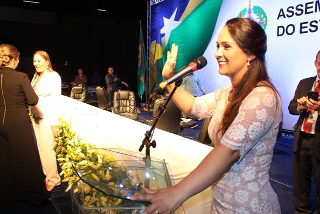 Deputada Rosangela Donadon é empossada 1ª vice-presidente da mesa diretora; Laerte Gomes preside