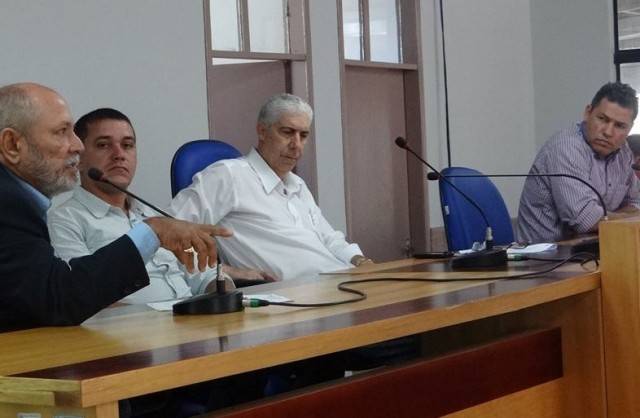 Amigos e entidades emitem mensagens de apoio a prefeito que renunciou ao mandato em Cerejeiras
