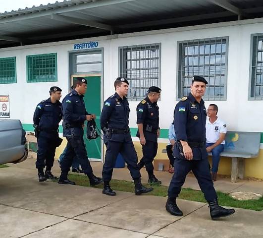 Comandante geral da PM visita o presídio de segurança máxima Cone Sul e inspeciona intervenção militar em Vilhena