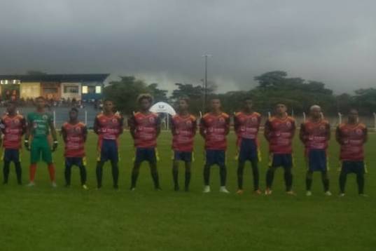 Ainda sem vencer no Estadual, Barcelona faz no domingo o clássico contra o Vilhenense