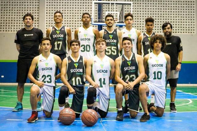 Alunos da escola Álvares de Azevedo (Sicoob Credisul/Asbavi) disputarão seletiva nacional de basquete para Mundial na Grécia