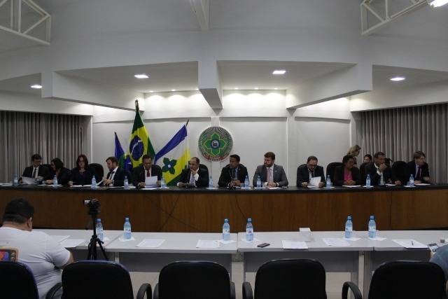 Prefeitura de Cerejeiras cede contadora, que será “importada” e nomeada em Vilhena; Câmara precisa aprovar