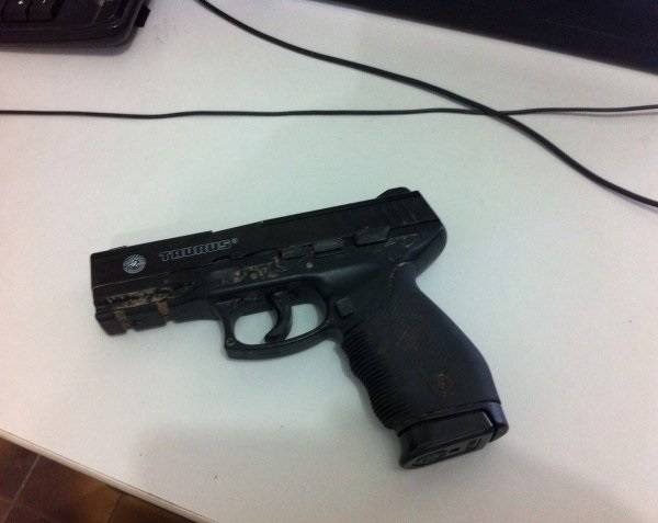 Vilhena: após tentarem praticar assalto usando pistola “fake”, jovens são presos e debocham da lei