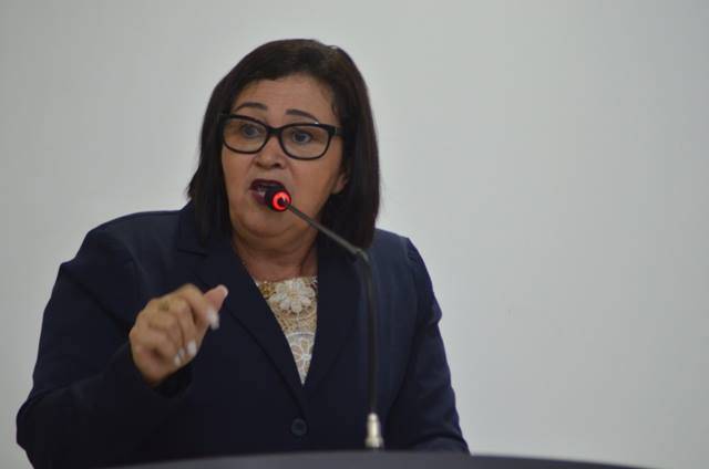 Vilhena: vereadora denuncia “surto” de diarréia em escola e critica secretário de Educação, que rebate