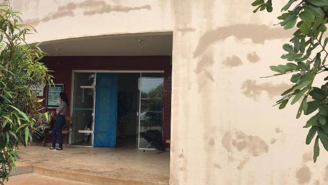Vilhena: há seis meses sem zeladora, servidores precisam fazer limpeza de “postinho” e secretário é criticado