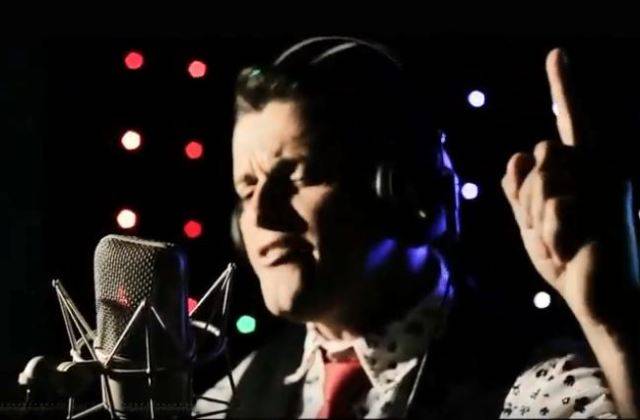 ASSISTA: cantor que teve pai assassinado pelo irmão e é pedreiro em Vilhena lança música gospel através do Youtube