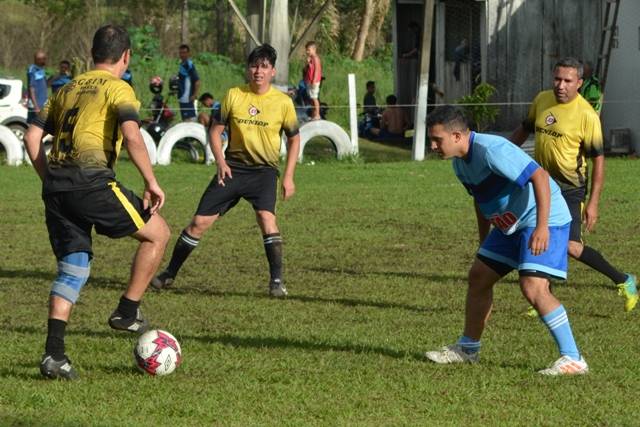 Domingo com jogos pelas quartas de final do Campeonato de Inverno na Chácara Boa Vista