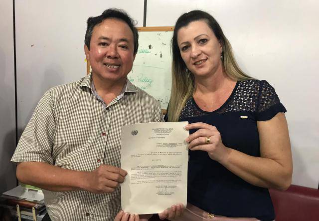 Uma semana após queda de secretário de Educação, prefeito de Vilhena anuncia professora na função