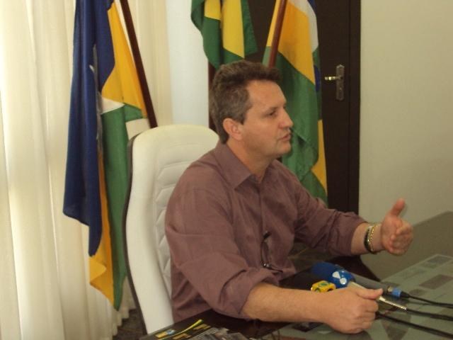 ROVER DIZ QUE ASFALTO NÃO VAI CUSTAR MAIS DO QUE 500 REAIS POR IMÓVEL