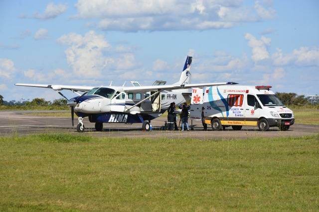 Quadro clínico se complica e garoto internado com pneumonia é transferido de Vilhena para Porto Velho em UTI aérea