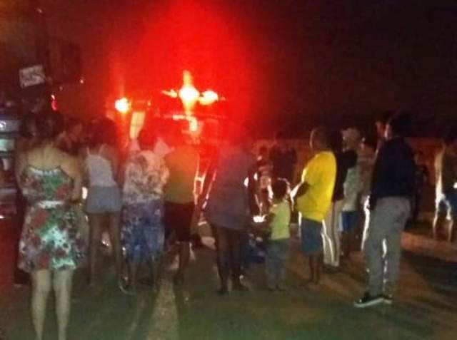 Acidente em frente Parque de Exposições de Vilhena deixa motociclista com ferimentos graves