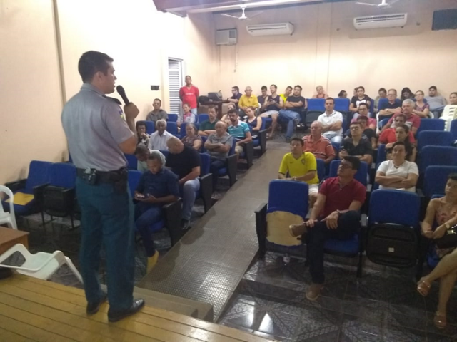 Pelo WhatsApp, moradores de Vilhena vão ajudar polícia a combater criminalidade; comandante da PM explica