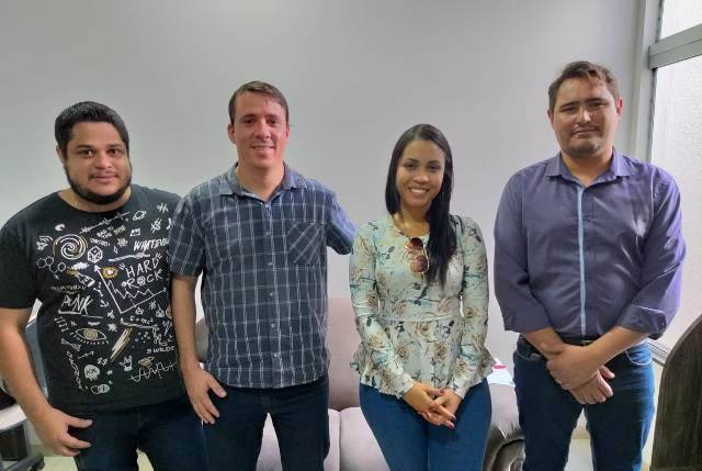 Comissão visita FOLHA DO SUL ON LINE e fala sobre o leilão de máquinas e implementos da Prefeitura de Vilhena