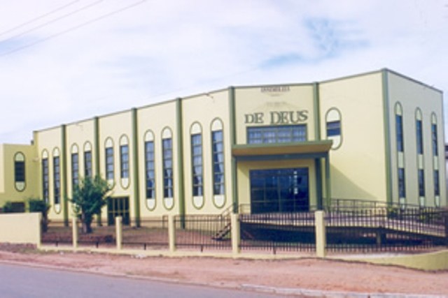 IGREJA EVANGÉLICA DE VILHENA TRANSMITE CULTOS AO VIVO PELA INTERNET