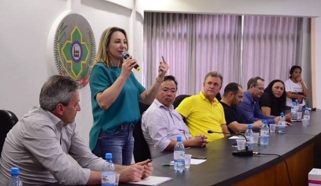 Após entregar emenda milionária para Saúde, Jaqueline Cassol dispara: “Vilhena tem, sim, deputada federal”