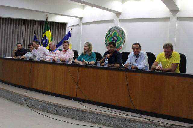 Debate sobre Reforma da Previdência em Vilhena reuniu deputados estaduais e federais, e um deles causou polêmica