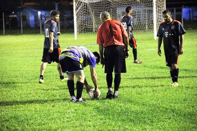 Semec adia campeonatos temporariamente até conclusão de licitação de árbitros