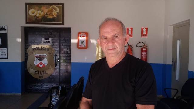 Ladrões levam carreta com 30 toneladas de café; motorista passa 24 horas em cativeiro e registra queixa em Vilhena