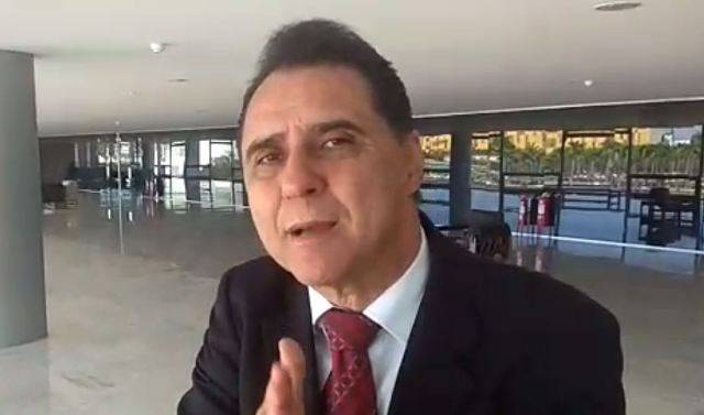 Radialista vilhenense explica nomeação de “xará” na Assembléia Legislativa e grava vídeo polêmico em Brasília
