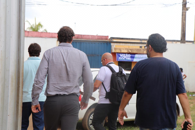 Projeto social que ofereceu atendimento “grátis” em Vilhena é investigado por venda casada de óculos durante evento