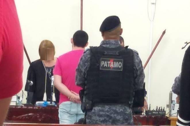 Cabeleireiro que ateou fogo e matou parceiro com quem era casado em cartório é condenado a 17 anos e 6 de prisão em Vilhena