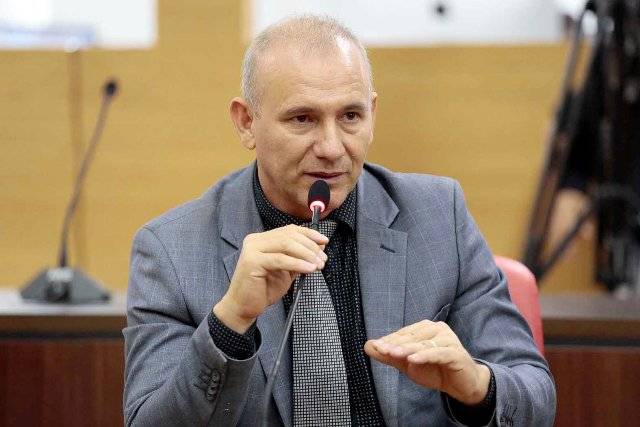 Deputado anuncia que nova empresa deve assumir obras em rodovia que é alvo de protestos no Cone Sul