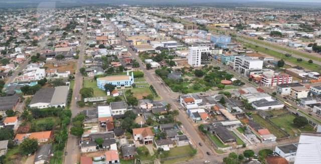 Loja no centro de Vilhena nega banheiro a menina de 03 anos e obriga criança a fazer xixi na roupa