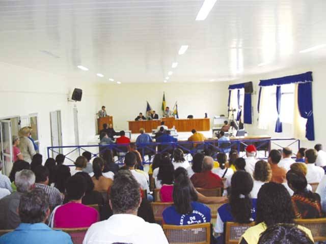 VEREADORES VOTAM 17 MATÉRIAS EM CINCO MINUTOS