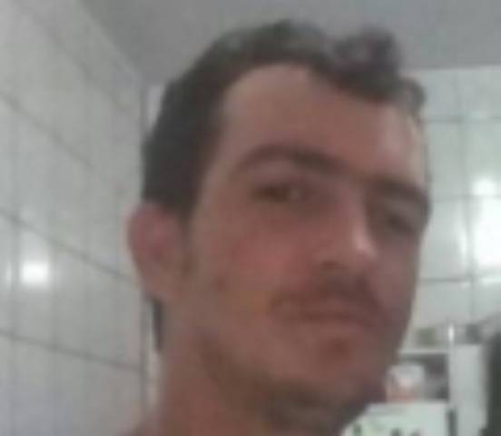 Vilhenense compra passagem para filho vir visitá-la, mas funileiro está desaparecido há 20 dias em Cuiabá