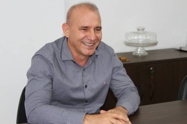 Deputado Ezequiel Neiva destaca avanços para a implantação da escola Técnica e Profissionalizante de Cerejeiras