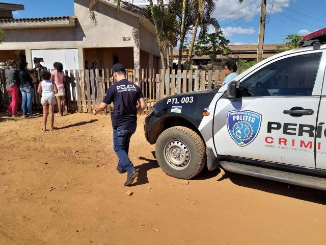 URGENTE: homem mata a própria mãe a facadas em Vilhena; reportagem do FOLHA DO SUL ON LINE está no local