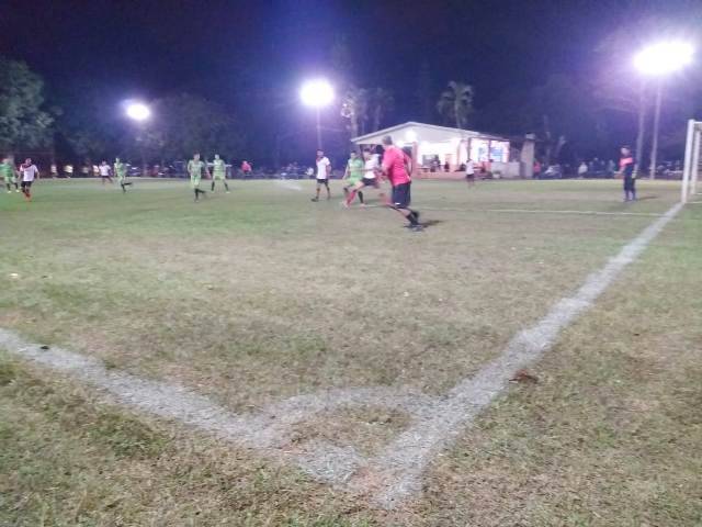 Dois jogos pelo Aberto e quatro pelo Veterano movimentam a quinta-feira de Copa Mundo Alcalino de Futebol Society
