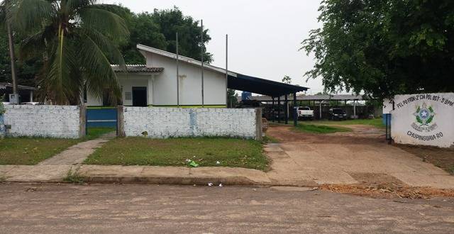 Em Chupinguaia, mulher de 25 anos aciona a polícia após se negar a reatar com o ex e ser demitida