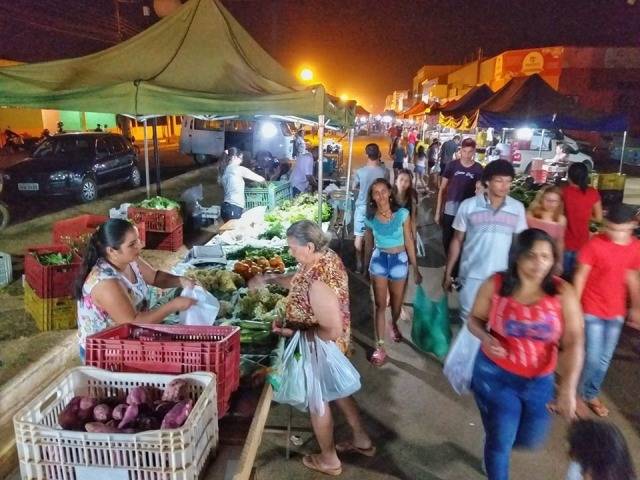 Golpista em ação: em feira livre de Vilhena, homem passa nota falsa, é descoberto e consegue fugir