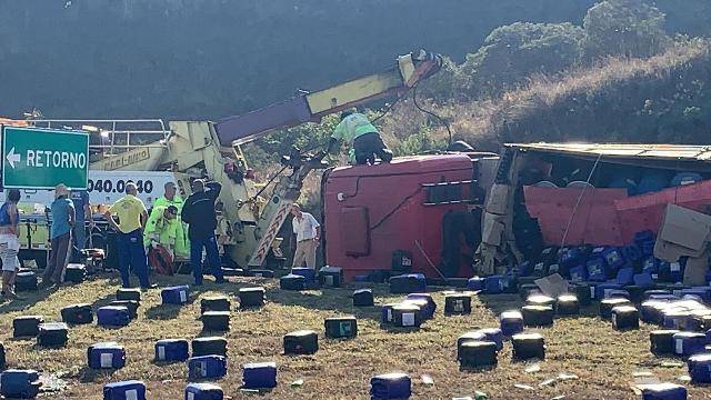 Caminhoneiro vilhenense que capotou em rodovia de Minas Gerais teve braço amputado e está em coma