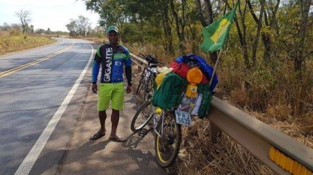 Mochileiro que passou por Vilhena e foi orientado por Bombeiros tem bicicleta e pertences furtados no Mato Grosso