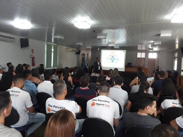 Com mais de 60 participantes, a ACIC realiza workshop de autoconhecimento em Cerejeiras